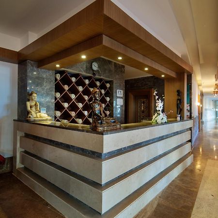 Crystal Admiral Resort Suites & Spa Kızılot Exterior foto