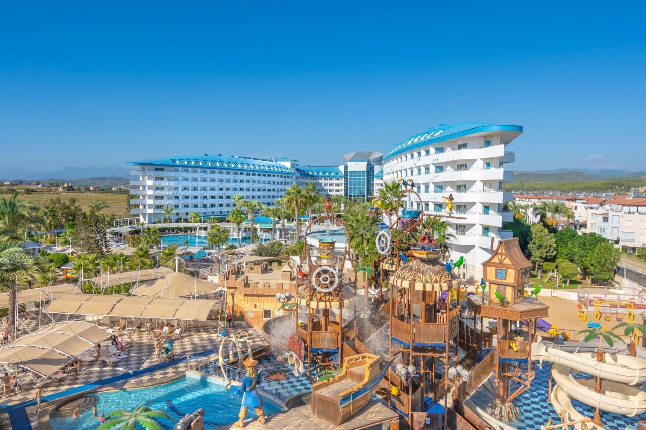 Crystal Admiral Resort Suites & Spa Kızılot Exterior foto