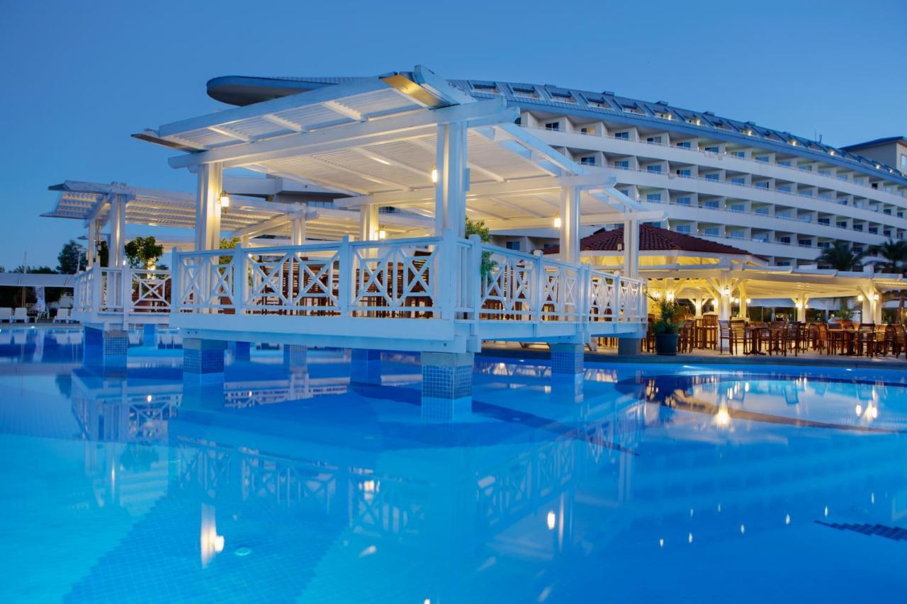 Crystal Admiral Resort Suites & Spa Kızılot Exterior foto