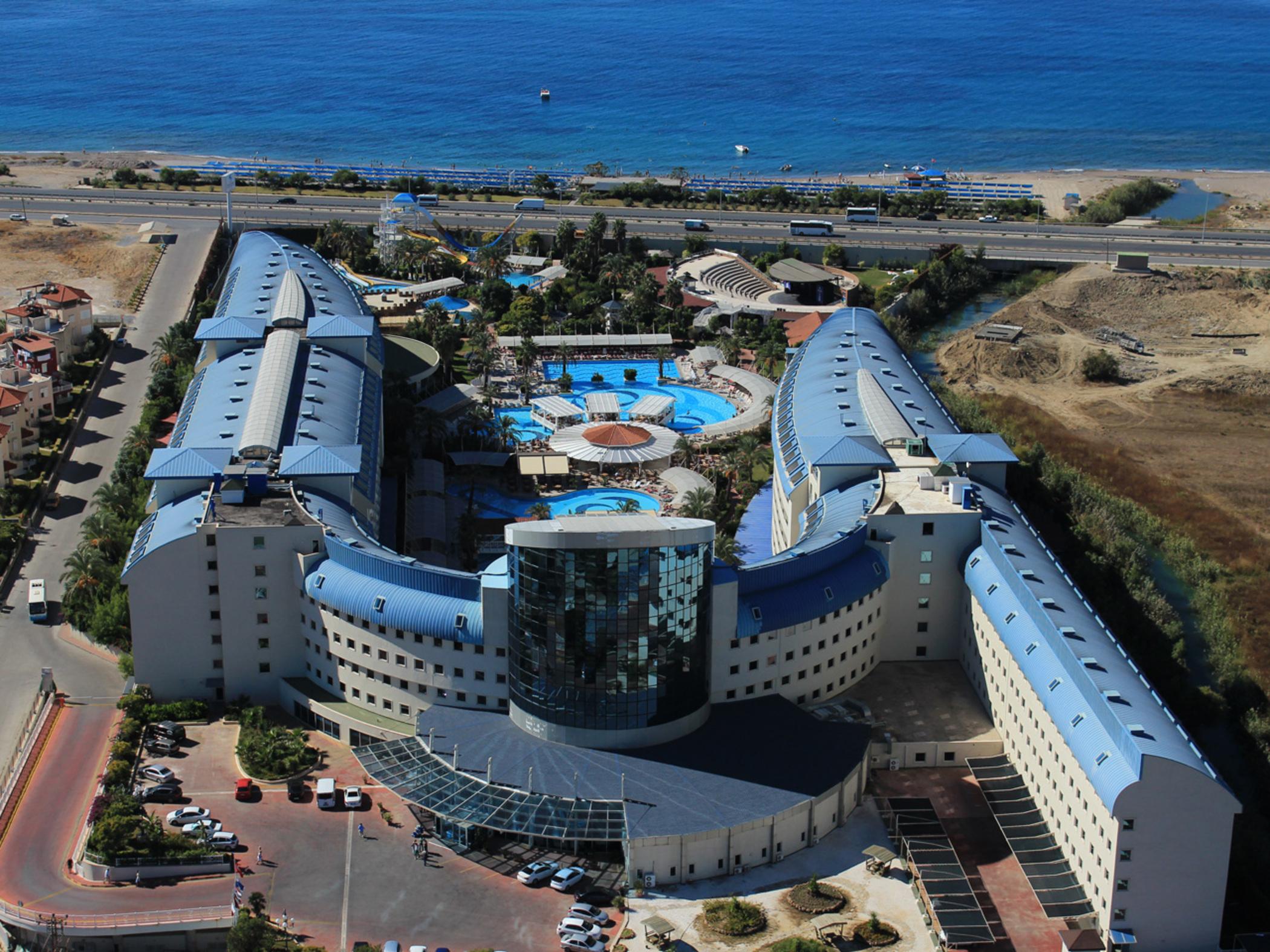 Crystal Admiral Resort Suites & Spa Kızılot Exterior foto